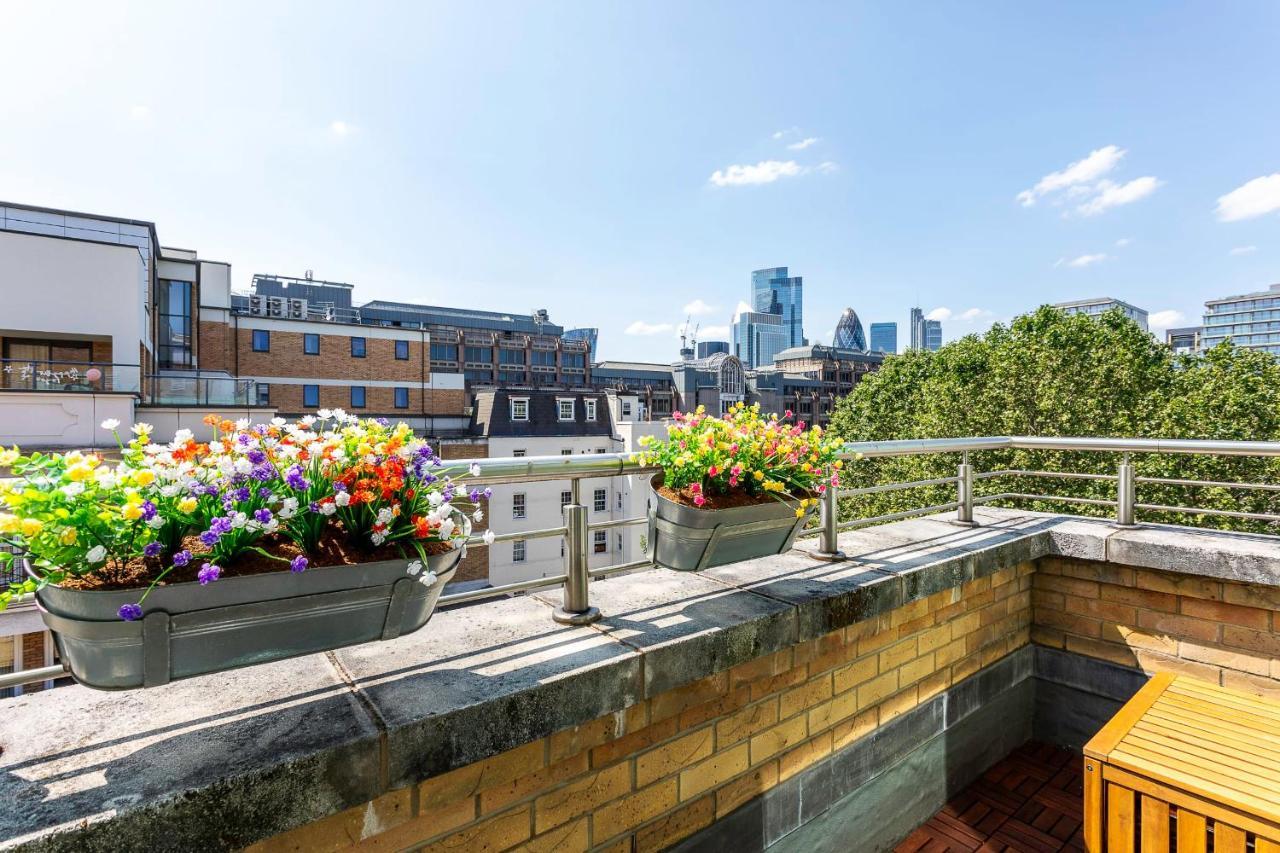 Modern Tower Hill Penthouse Appartamento *